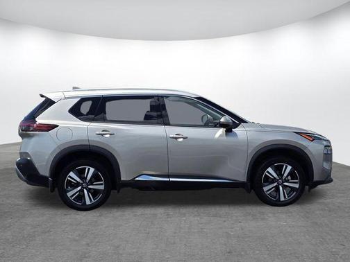 Champagne Silver 2021 Nissan Rogue SL