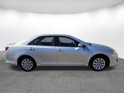 2013 Toyota Camry LE