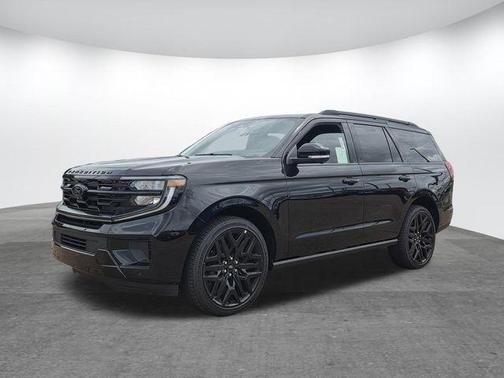 Agate Black Metallic 2026 Ford Expedition Platinum
