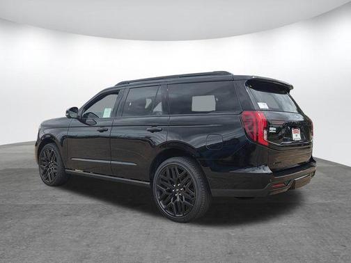 Agate Black Metallic 2026 Ford Expedition Platinum