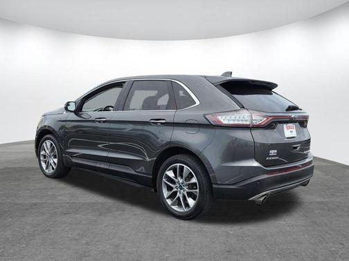 Magnetic 2018 Ford Edge Titanium