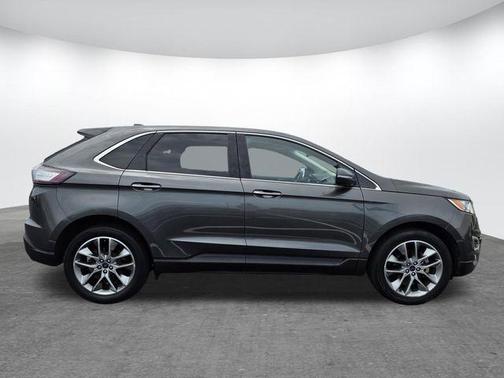 Magnetic 2018 Ford Edge Titanium