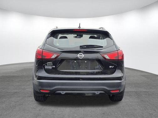 Magnetic Black 2019 Nissan Rogue Sport SV