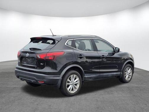Magnetic Black 2019 Nissan Rogue Sport SV