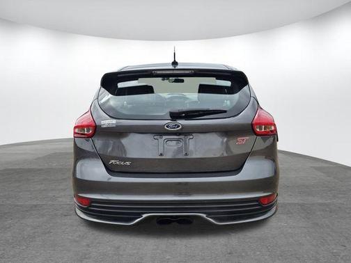 2018 Ford Focus ST Base