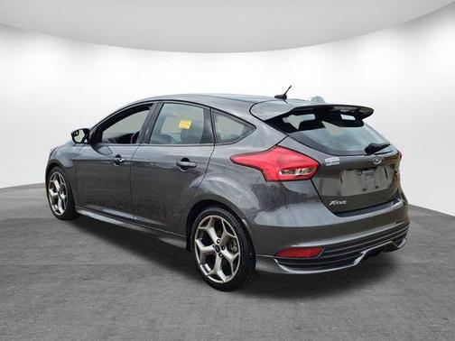 2018 Ford Focus ST Base