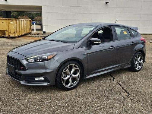 2018 Ford Focus ST Base