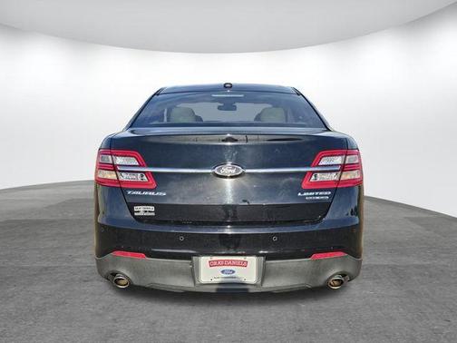 2018 Ford Taurus Limited