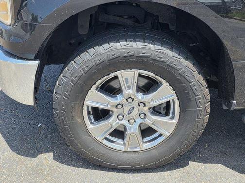 Tuxedo Black Metallic 2015 Ford F-150 XLT