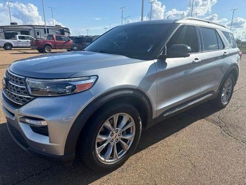 Silver Metallic 2020 Ford Explorer Limited