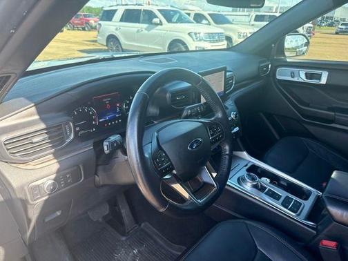 Silver Metallic 2020 Ford Explorer Limited