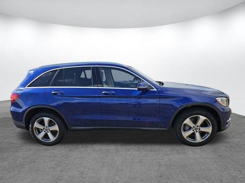 2019 Mercedes-Benz GLC 300 Base