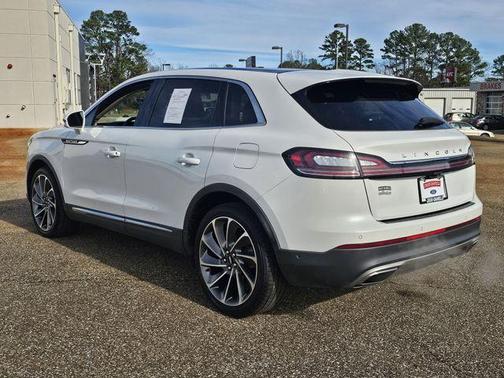 2022 Lincoln Nautilus Reserve