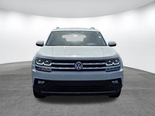 Pure White 2018 Volkswagen Atlas 3.6L SE w/Technology