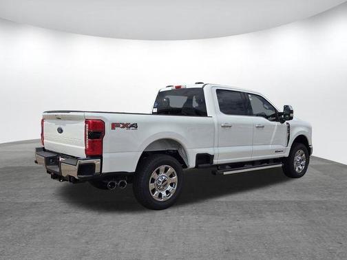 Star White 2026 Ford F-250 Lariat