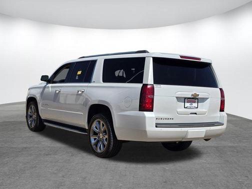 Iridescent Pearl Tricoat 2016 Chevrolet Suburban LTZ