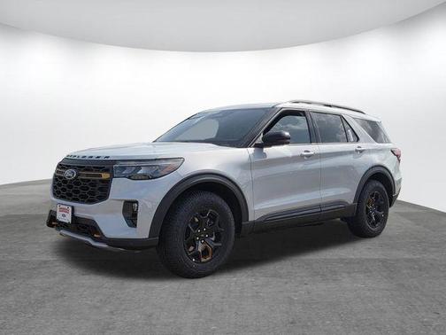 Space White Metallic 2026 Ford Explorer Tremor