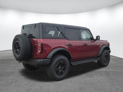 Ruby Red Metallic Tinted Clearcoat 2026 Ford Bronco Outer Banks