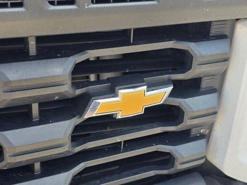 Summit White 2023 Chevrolet Silverado 2500 WT