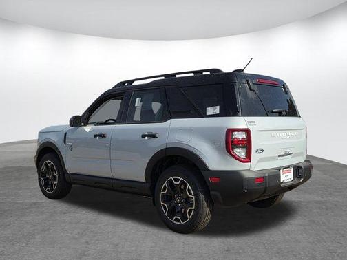 Space White Metallic 2026 Ford Bronco Sport Outer Banks