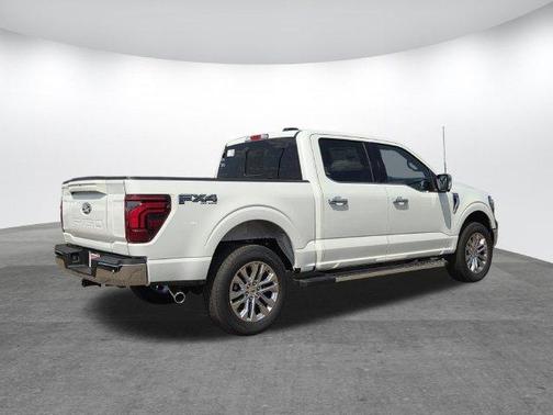 Star White 2026 Ford F-150 Lariat