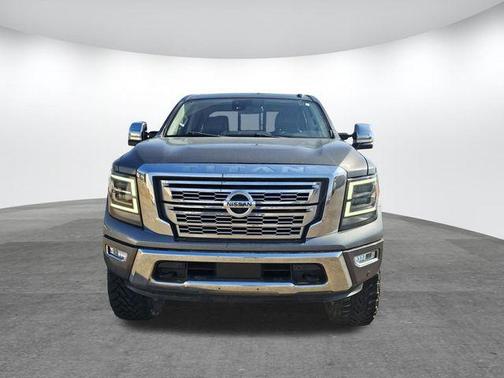 2021 Nissan Titan SL