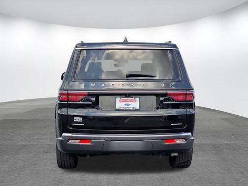 Diamond Black 2022 Jeep Wagoneer Series III