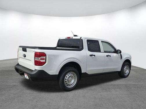 Oxford White 2026 Ford Maverick XL