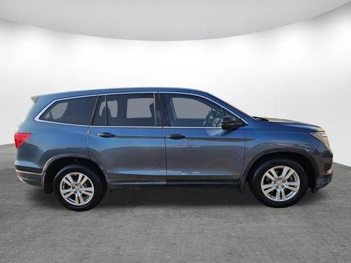 2016 Honda Pilot LX