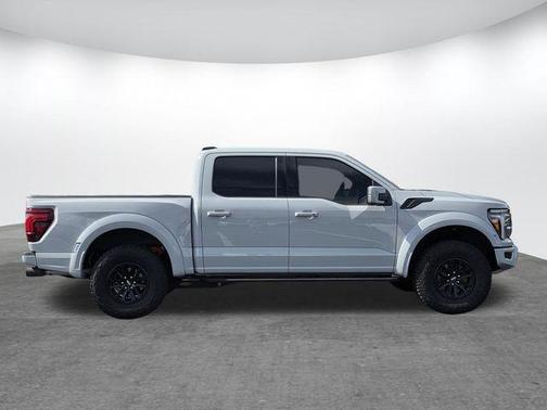 Avalanche 2024 Ford F-150 Raptor