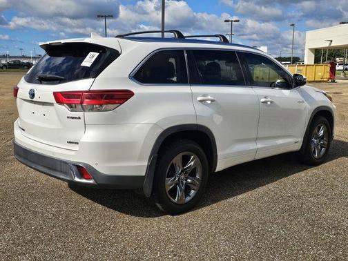 2018 Toyota Highlander Hybrid 