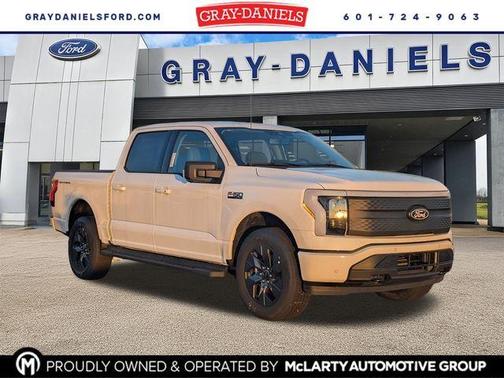 2025 Ford F-150 Lightning Flash