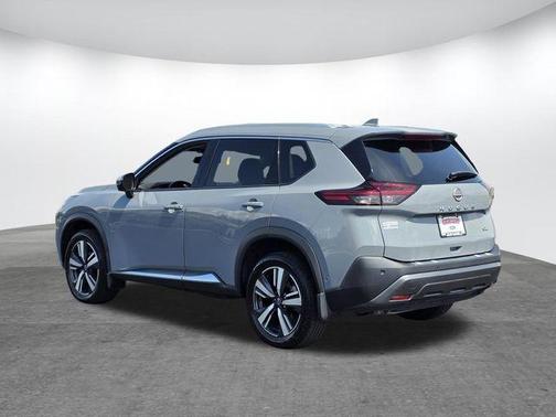 Boulder Gray 2023 Nissan Rogue SL