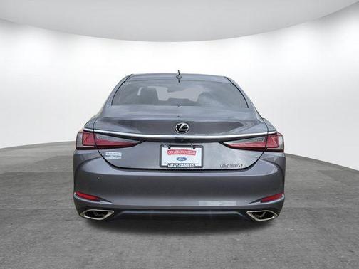 2021 Lexus ES 350 Base