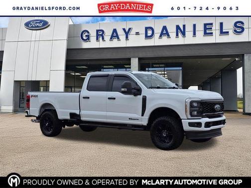 Oxford White 2023 Ford F-250 XL