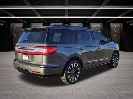 2021 Lincoln Navigator Reserve