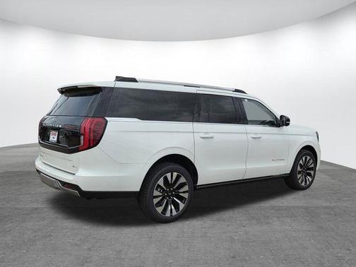 Star White 2026 Ford Expedition Max Platinum