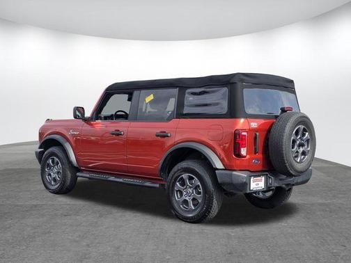 Hot Pepper Red Metallic Tinted Clearcoat 2023 Ford Bronco Big Bend