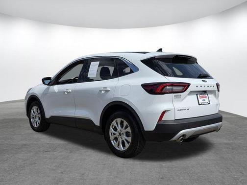 Oxford White 2024 Ford Escape Active