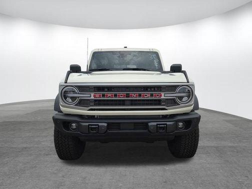 Wimbledon White 2026 Ford Bronco Outer Banks