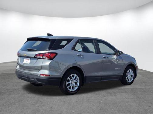 Sterling Gray Metallic 2024 Chevrolet Equinox LS