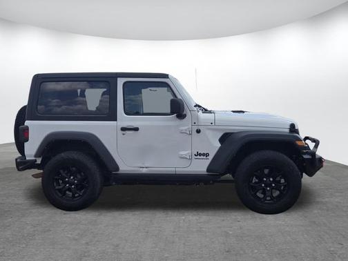 2022 Jeep Wrangler SPORT