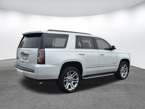 White Frost Tri-Coat 2017 GMC Yukon SLT