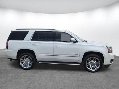 White Frost Tri-Coat 2017 GMC Yukon SLT