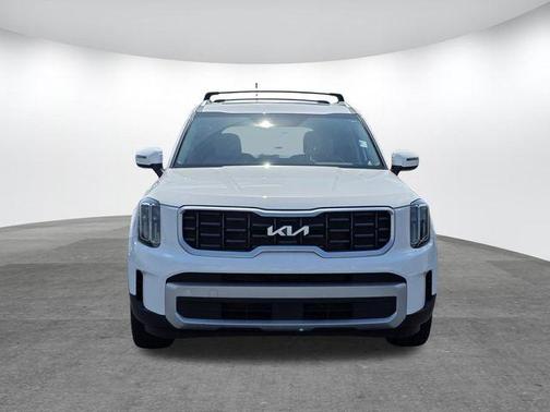Glacial White Pearl 2024 Kia Telluride S