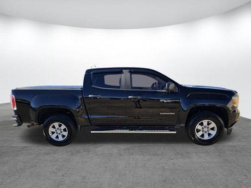 2017 GMC Canyon Base