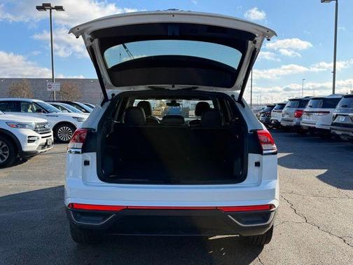 2021 Volkswagen Atlas Cross Sport 2.0T SEL