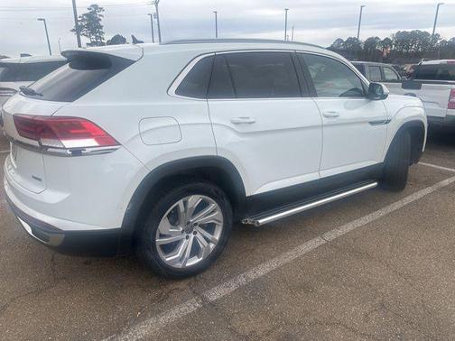 2021 Volkswagen Atlas Cross Sport 2.0T SEL