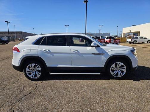 2021 Volkswagen Atlas Cross Sport 2.0T SEL