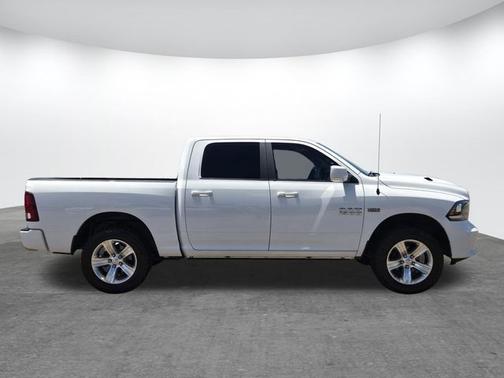 2018 RAM 1500 SPORT